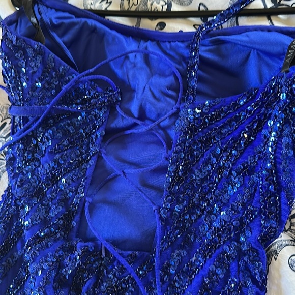 Amarra Cobalt Blue Beaded Dangles Spaghetti Strap Gown Women’s Size 2 Prom Dress - Picture 14 of 15